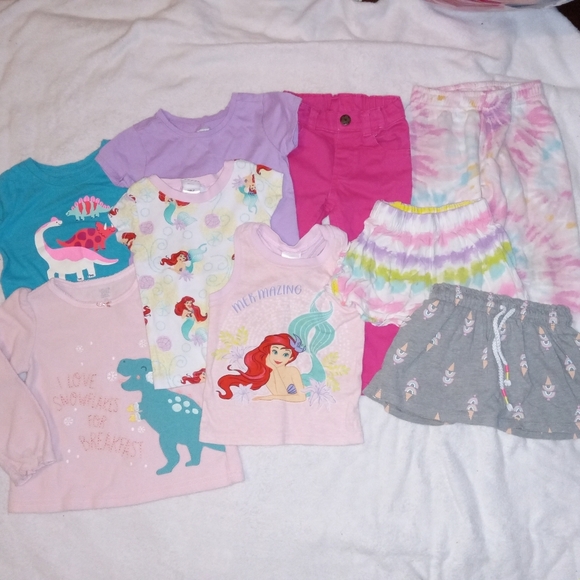 Disney Other - Girls 2T Bundle